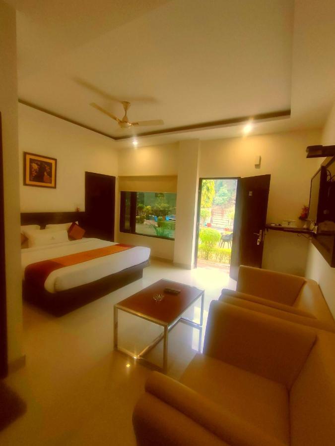 Ezzenza Mahayana Resort & Spa ริชิเคช ภายนอก รูปภาพ