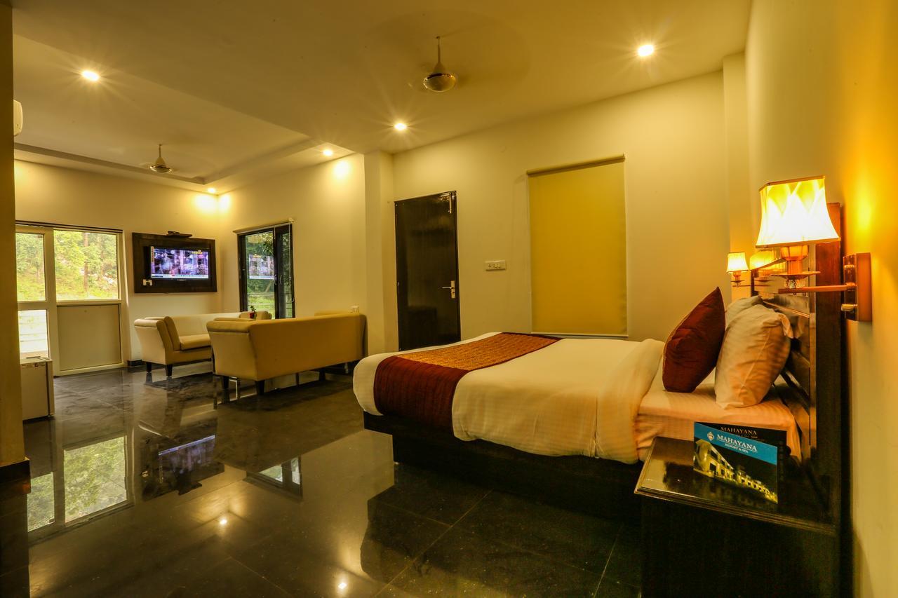 Ezzenza Mahayana Resort & Spa ริชิเคช ภายนอก รูปภาพ